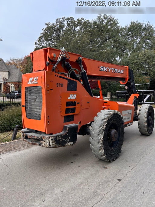 2018 Skytrak 8042 JLG Skytrak 8042, Solid Tires (shipping-Boss), Open ROPS, Beacon and Work Light Package