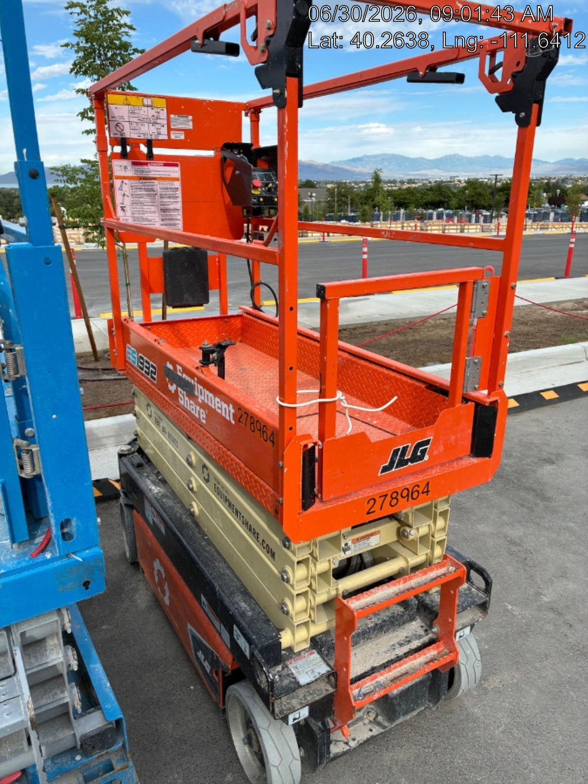 2022 JLG ES1932