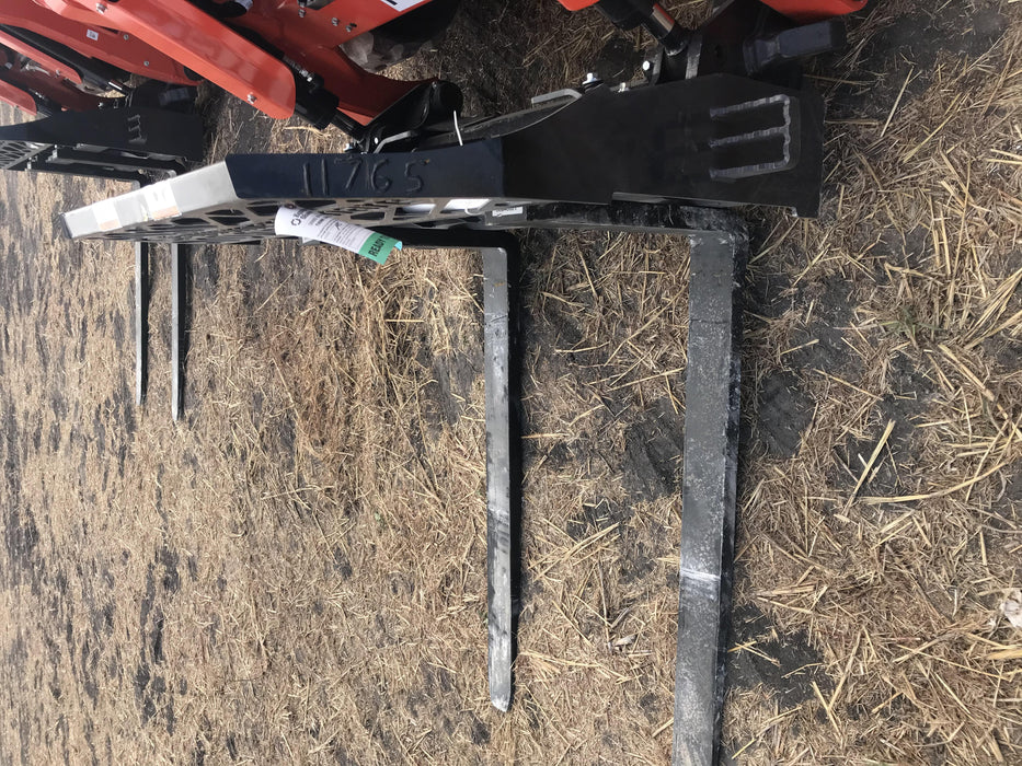 2020 PALADIN 48" Pallet Forks - Paladin