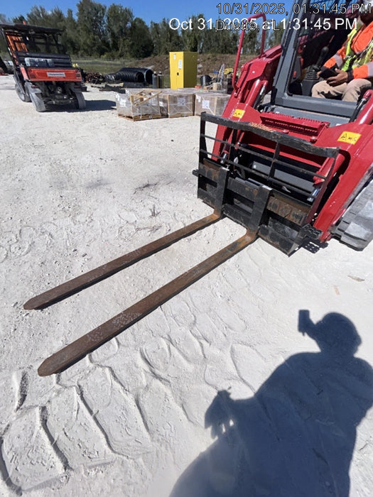 2024 ARROW MATERIAL HANDLING FS5100CB - 72"