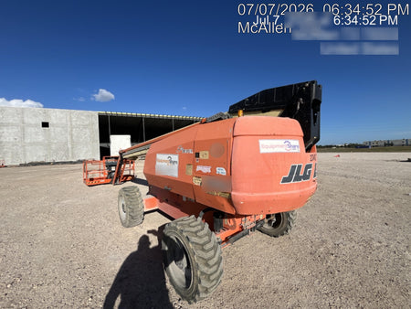 2017 JLG 660SJ