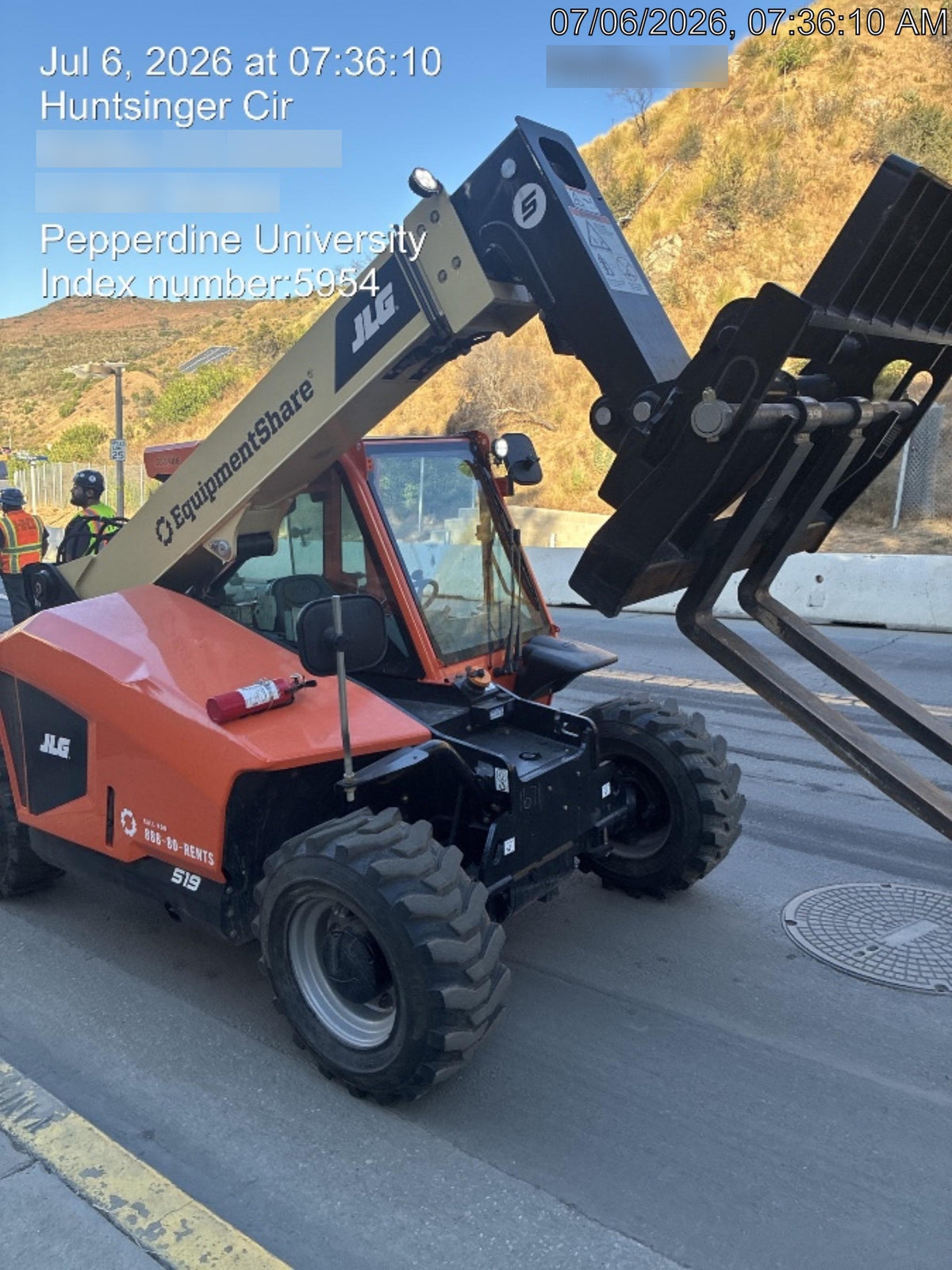 2025 JLG 519