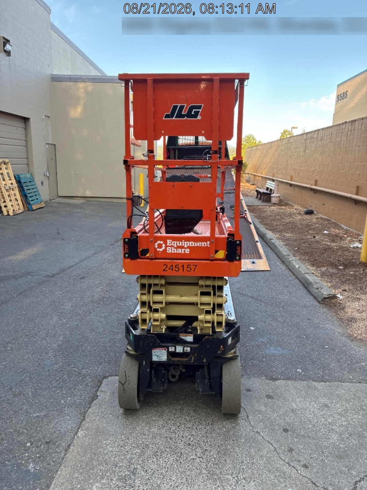 2022 JLG ES2632