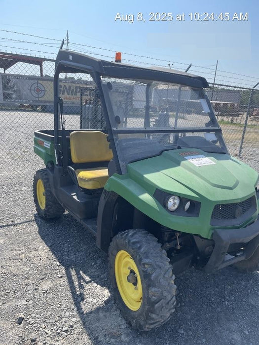 2021 John Deere XUV560E GATOR 4WD Utility Cart - 2-Seat, GAS, Canopy - ROPS, Windshield