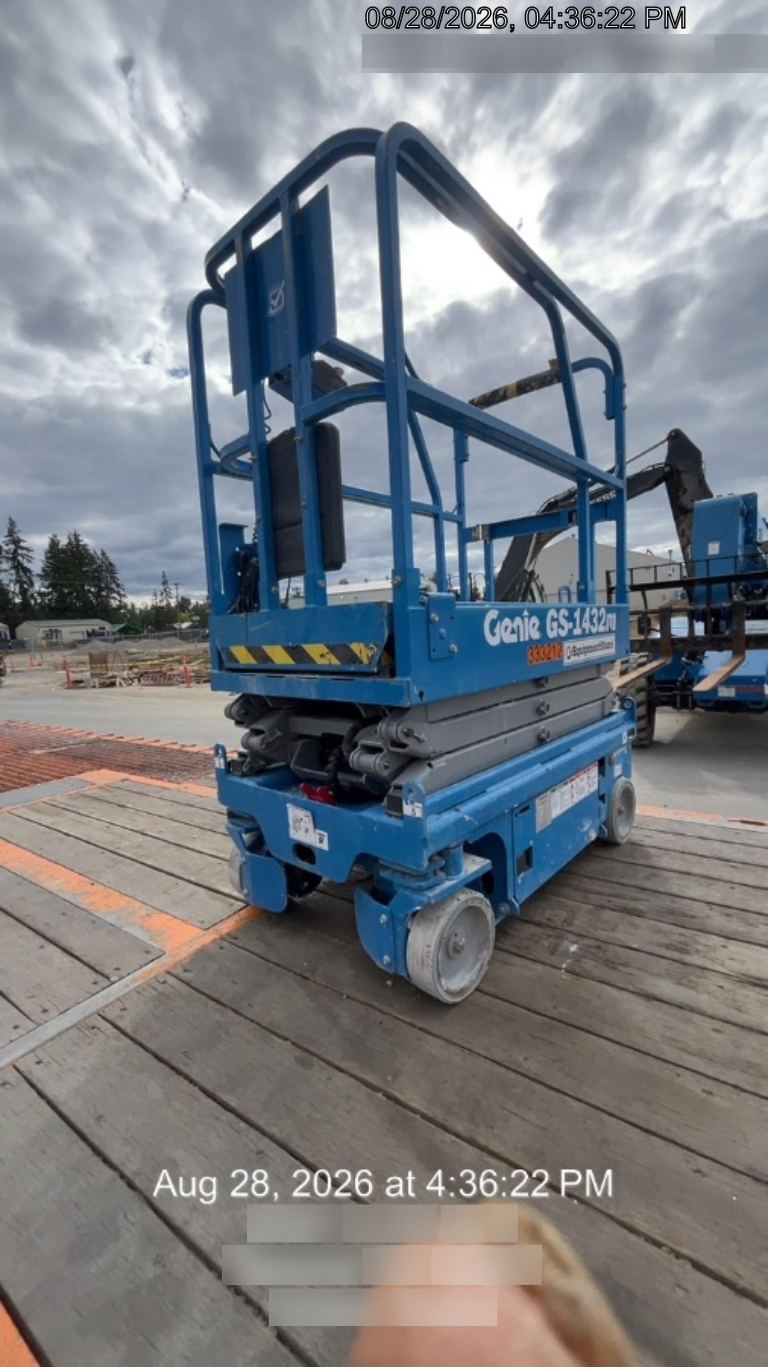 2023 GENIE GS-1432