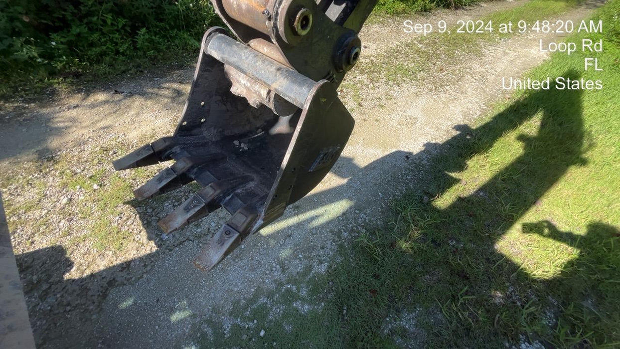 2013 WERK-BRAU 18" Bucket - Werk-Brau