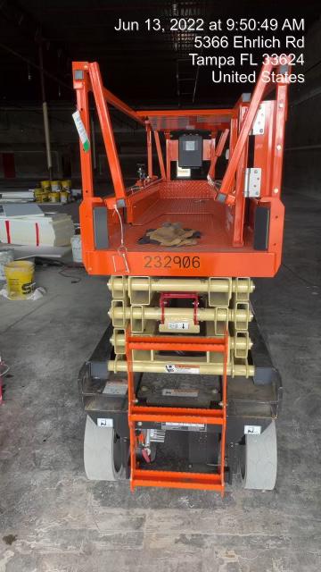 2022 JLG ES2632