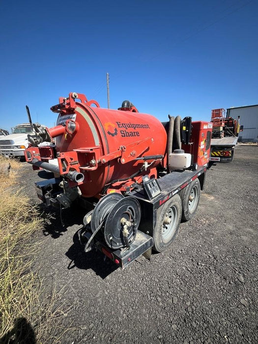 2020 Ditch Witch HX30 500G Spoils Tank, 80G Water Tank, 48" Lance, #3 Nozzel, VT9H 500 GAL HYD TRAILER