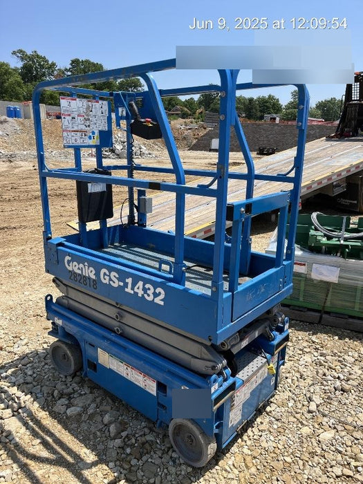 2022 GENIE GS-1432