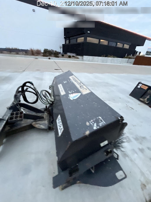 2019 PALADIN Sweepster SB72