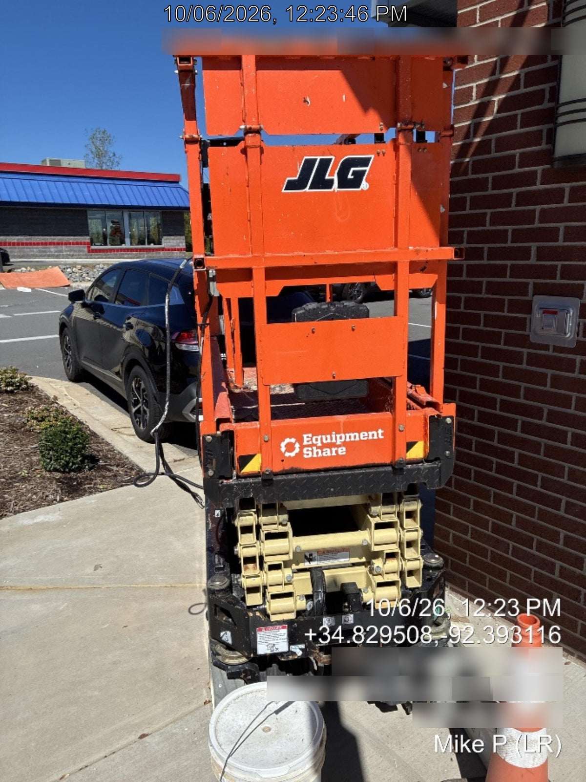 2022 JLG ES1932