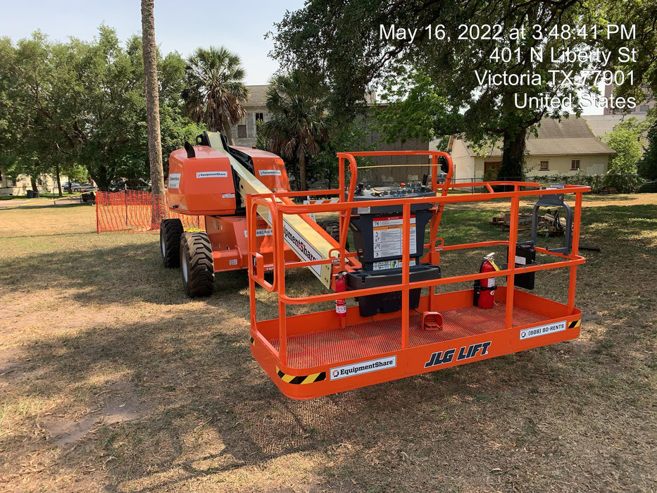 2021 JLG 400S