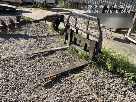2020 BRADCO 48" Skid Loader Pallet Forks