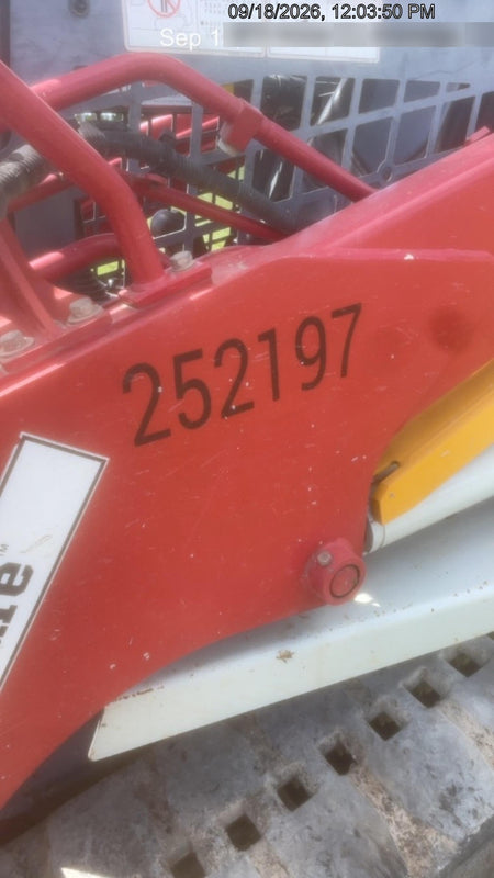 2022 TAKEUCHI TL8R2-R