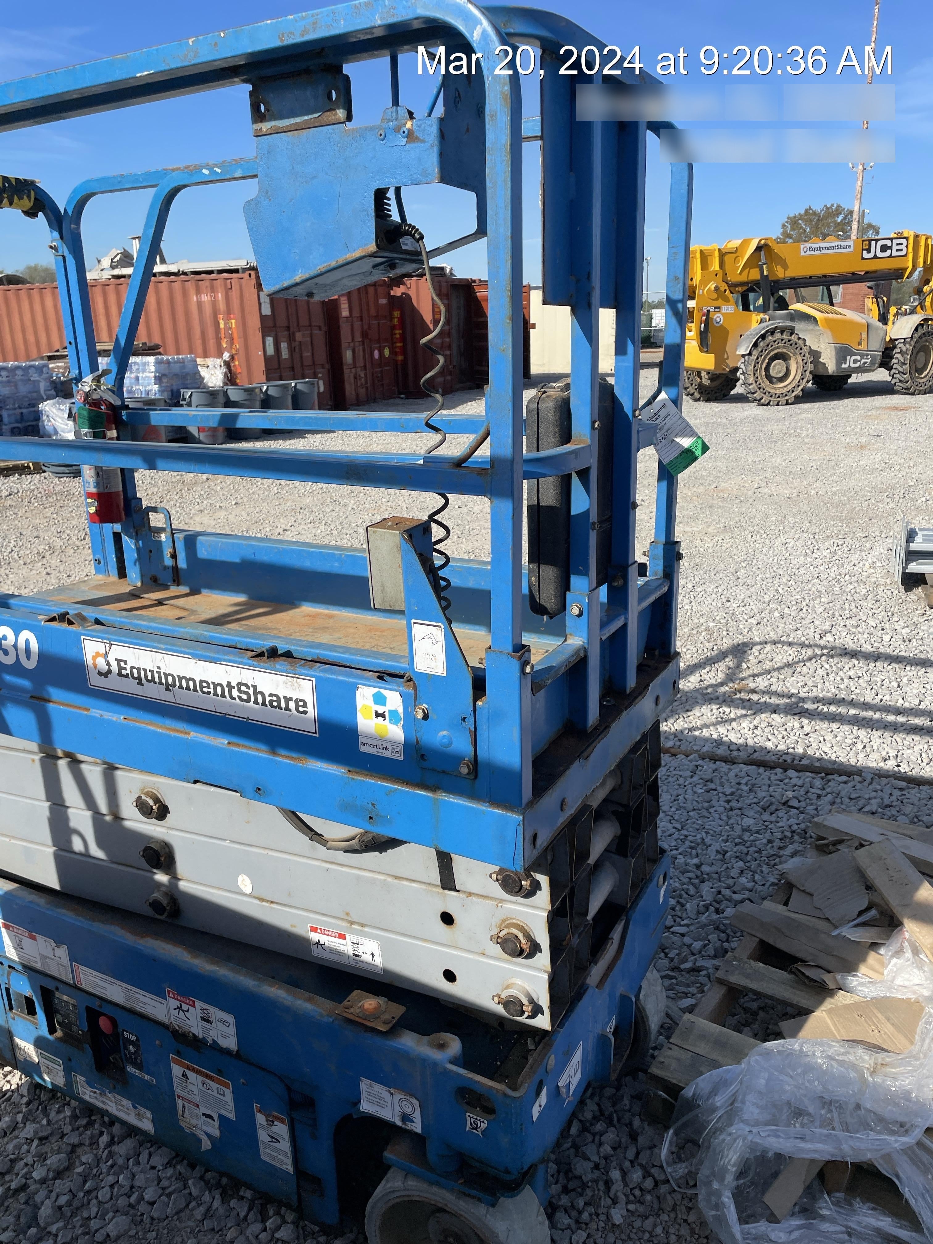 2019 Genie GS-1930 Fixed rails with chain Entry