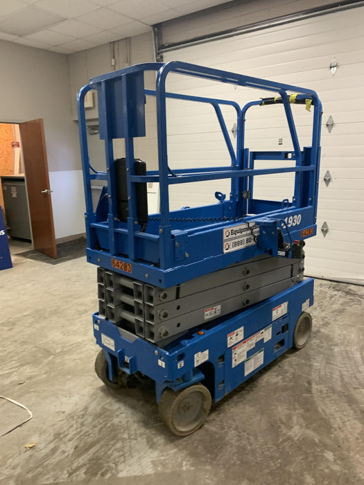 2020 Genie GS-1930 Solid Non Marking Tires, Beacon, Folding rails with half height swing gate