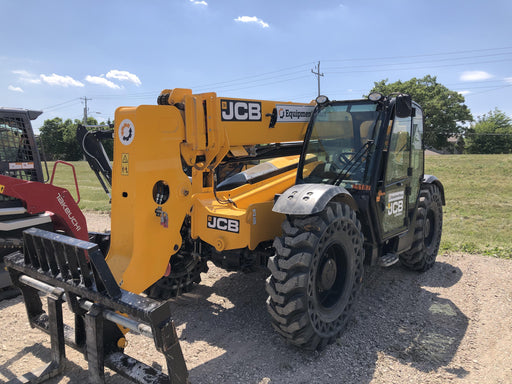 2020 JCB 509-42 Cab/Heat/Air, Solid Tires, Work Lights, Beacon, Aux Hydraulics, Back up Alarm, Lifting Eye, ES Decals