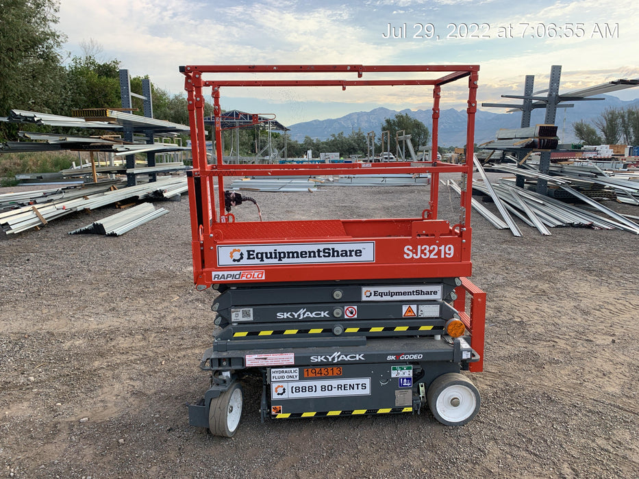 2021 SKYJACK SJ3219