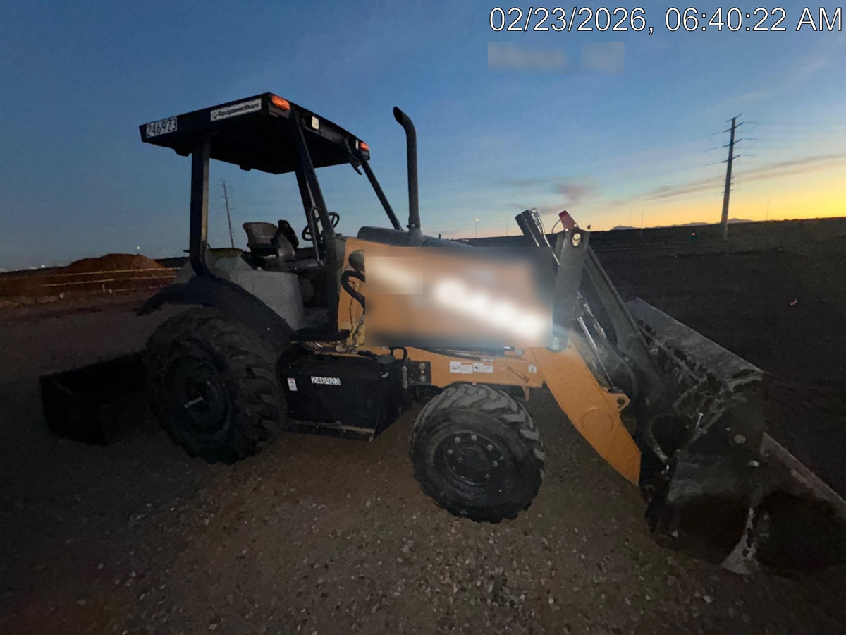 2022 CASE 570N EP