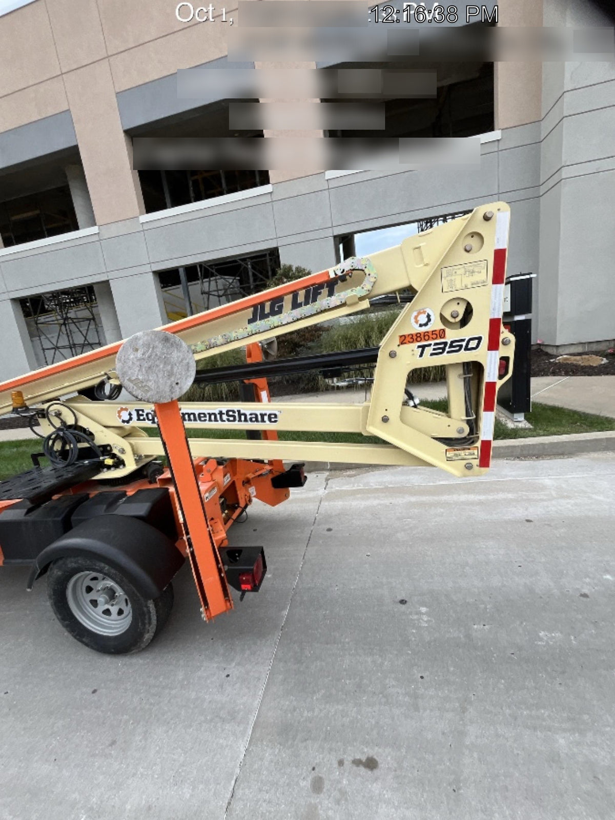 2022 JLG T350