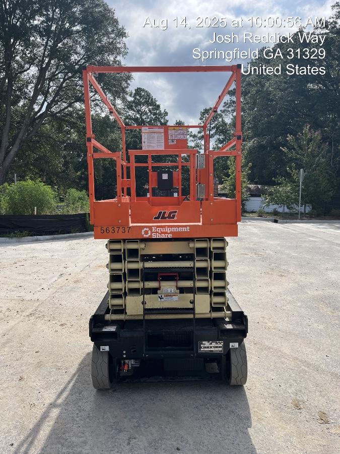 2025 JLG ES3246