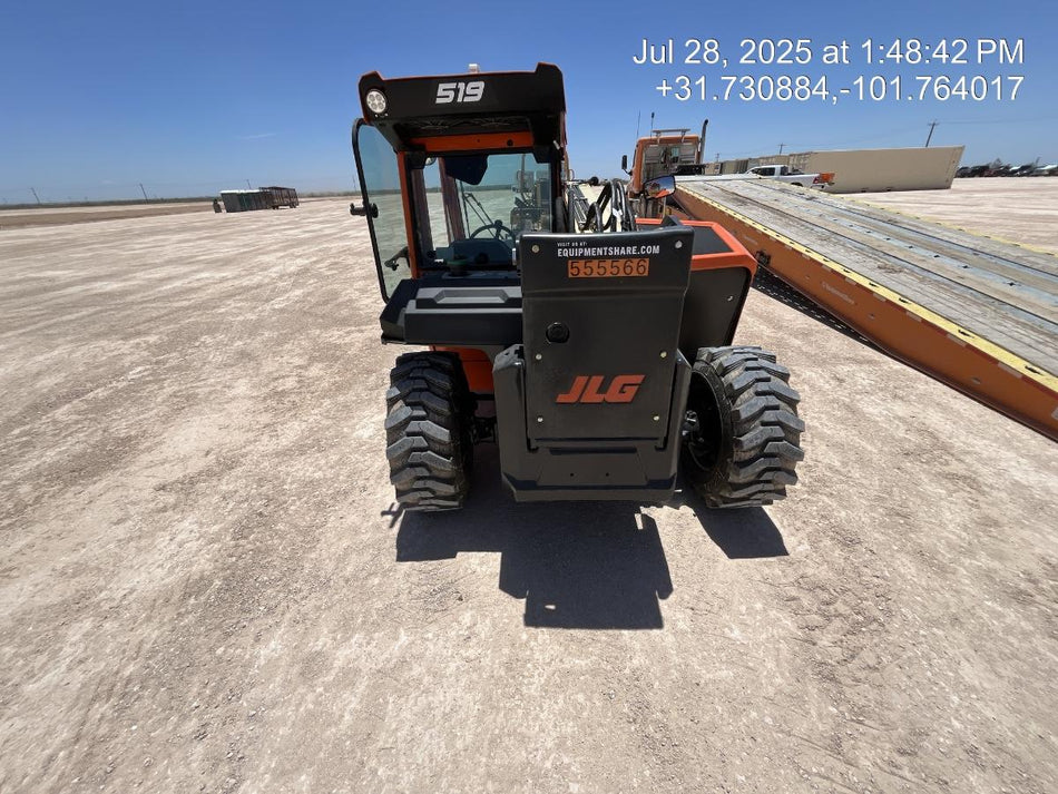 2025 JLG 519