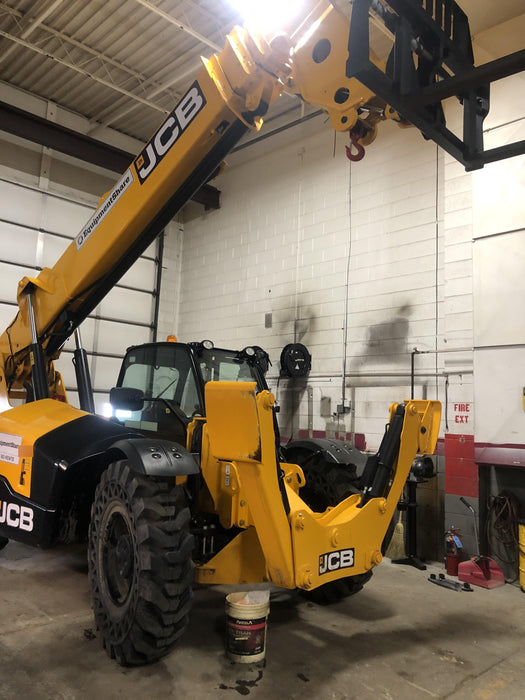 2020 JCB 510-56 Cab/Heat/Air, 74 HP, Solid Tires, STD Worklight, Beacon, Aux Hydraulics, Lifting Eye, Back up Alarm w/66" Carriage/60" Forks