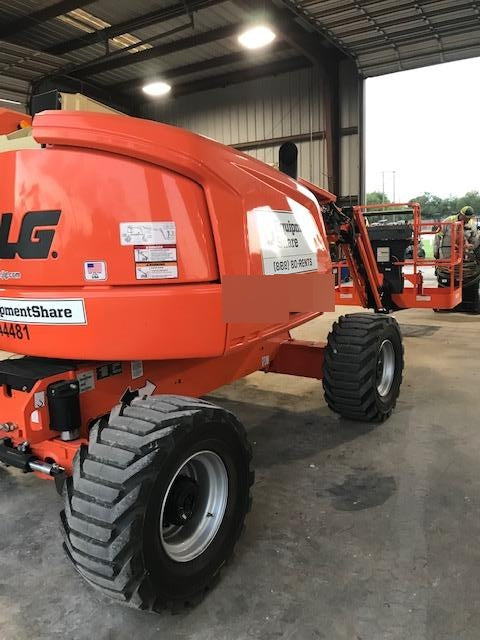 2019 JLG 450AJ