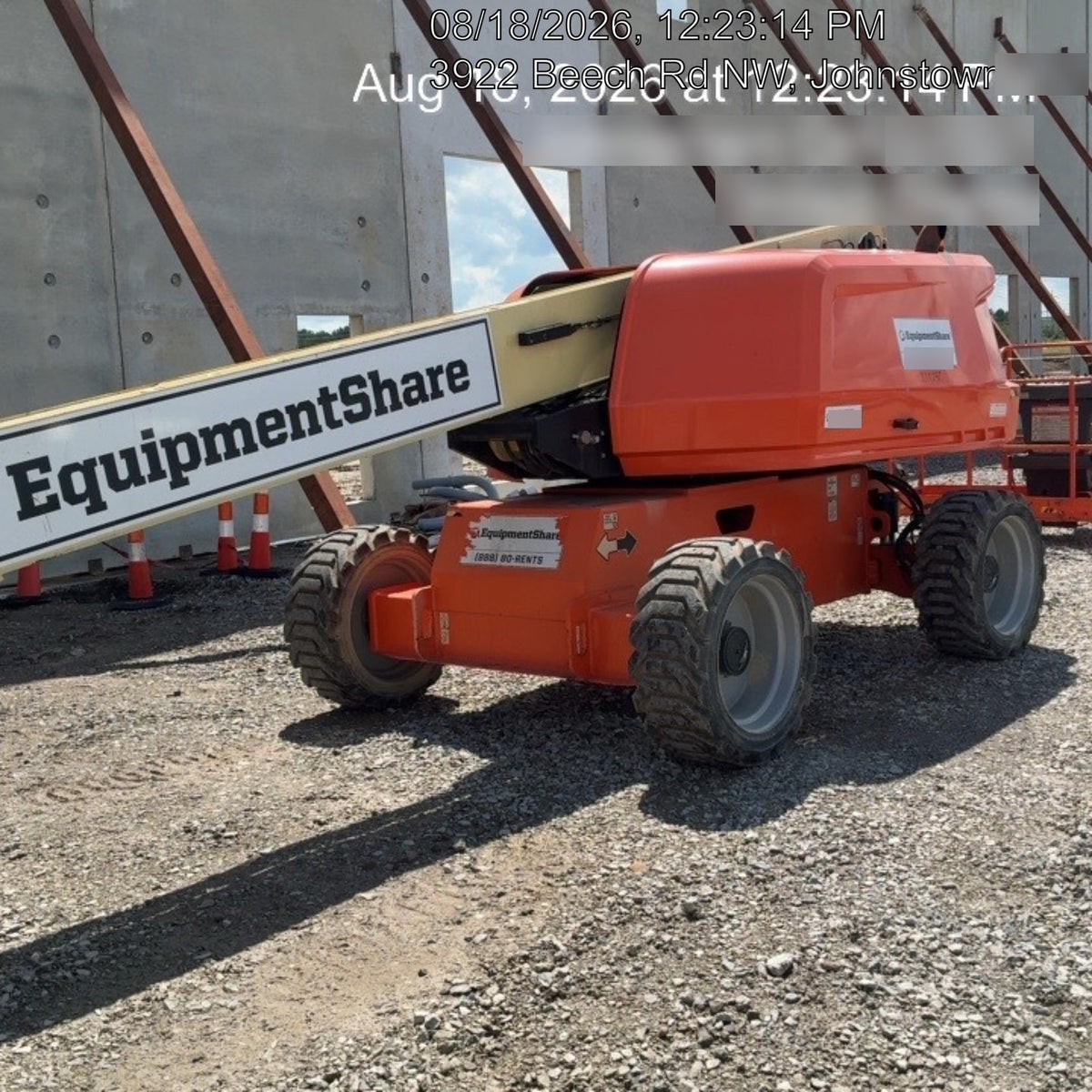 2020 JLG 600S