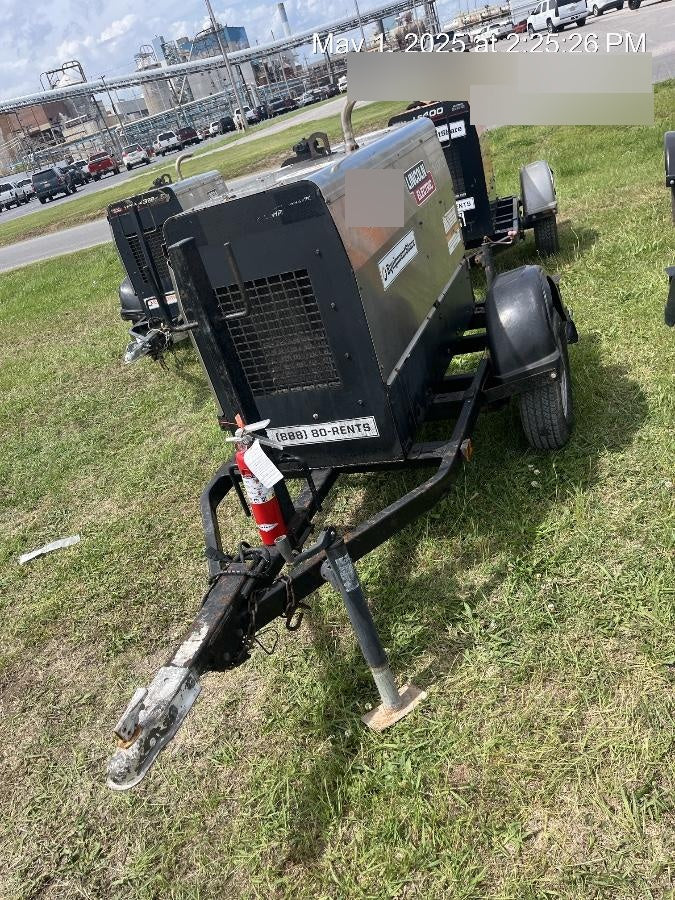 2019 Lincoln Electric Vantage 322 Welder Ready-Pak 3, Two wheel trailer, Fender and Light kit, Cable Rack