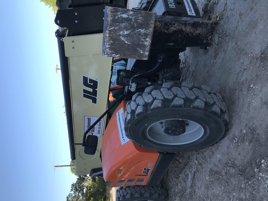 2019 JLG 1255 JLG 1255 T4F w/Full Cab, HVAC, Solid Tires, Work Lights/Beacon, 60" Carriage/Forks