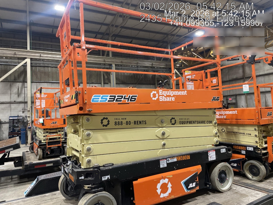2022 JLG ES3246