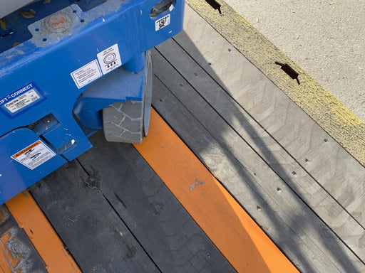 2020 Genie GS-1930 Solid Non Marking Tires, Beacon, Folding rails with half height swing gate, 800W Inverter