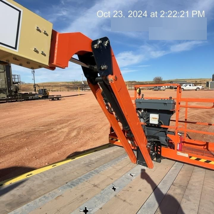 2021 JLG 460SJ
