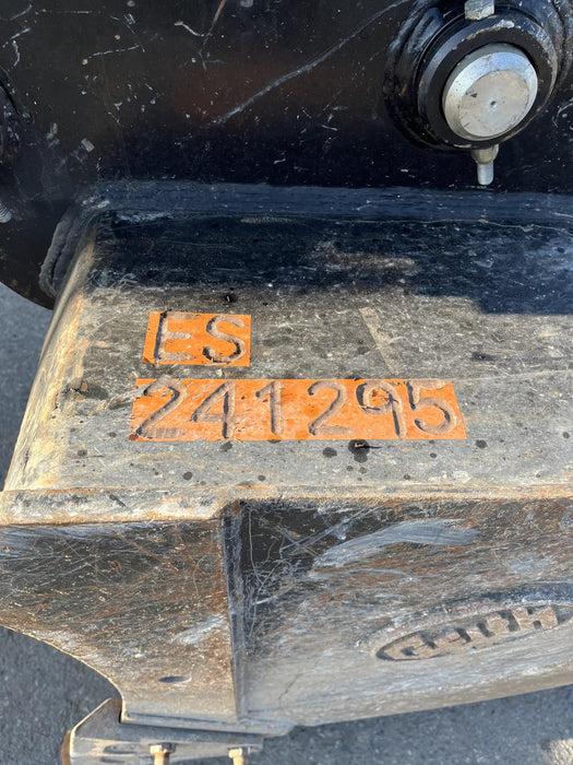 2022 GEITH 42" Bucket - Geith 25k - 35k