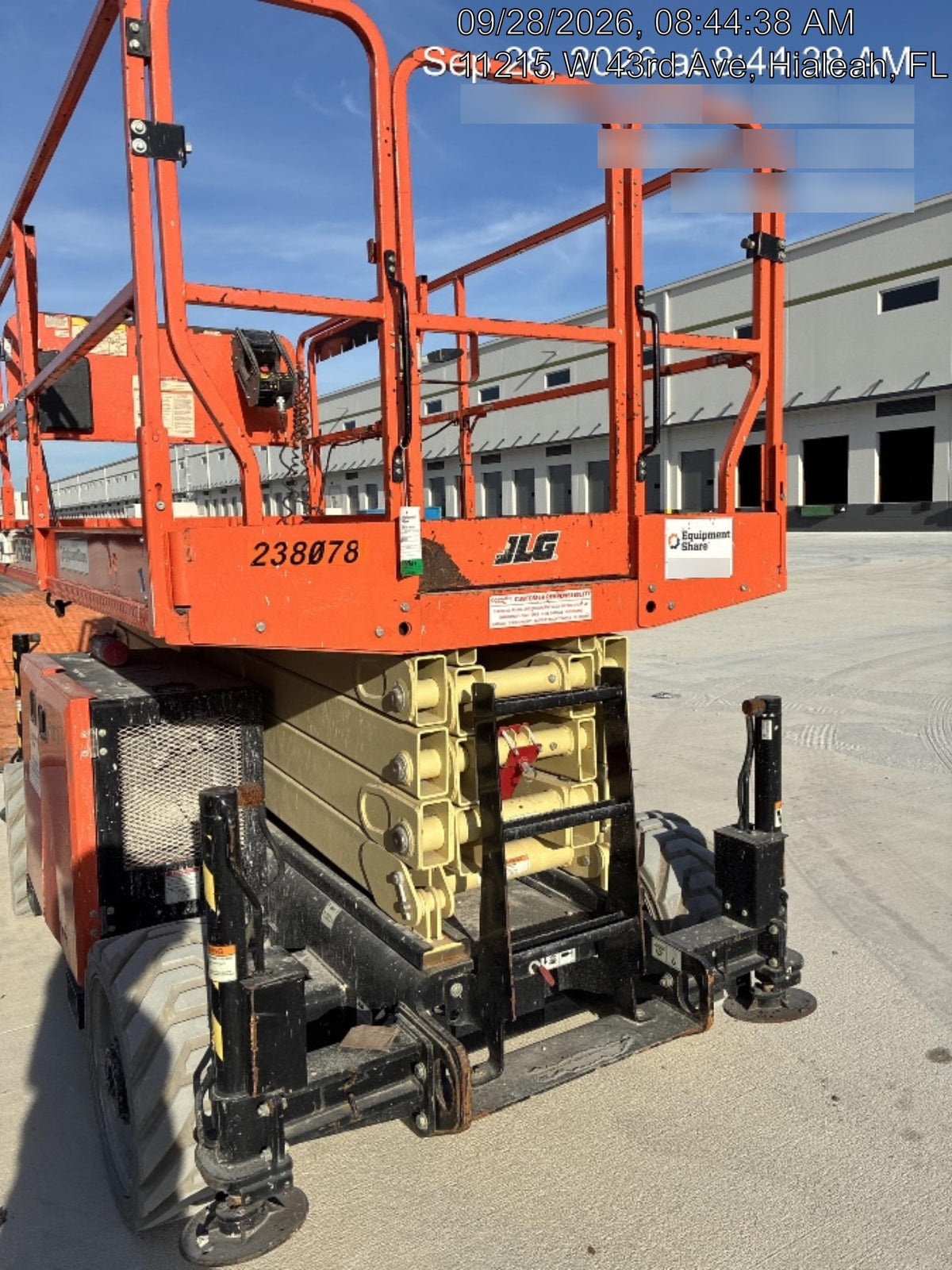 2022 JLG RT4069