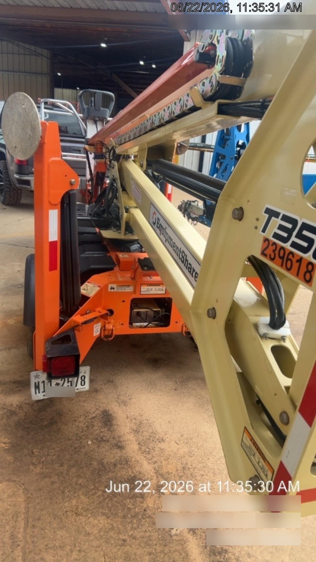 2022 JLG T350