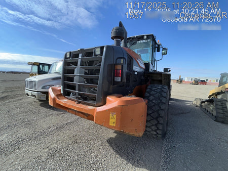 2022 HITACHI ZW220-6