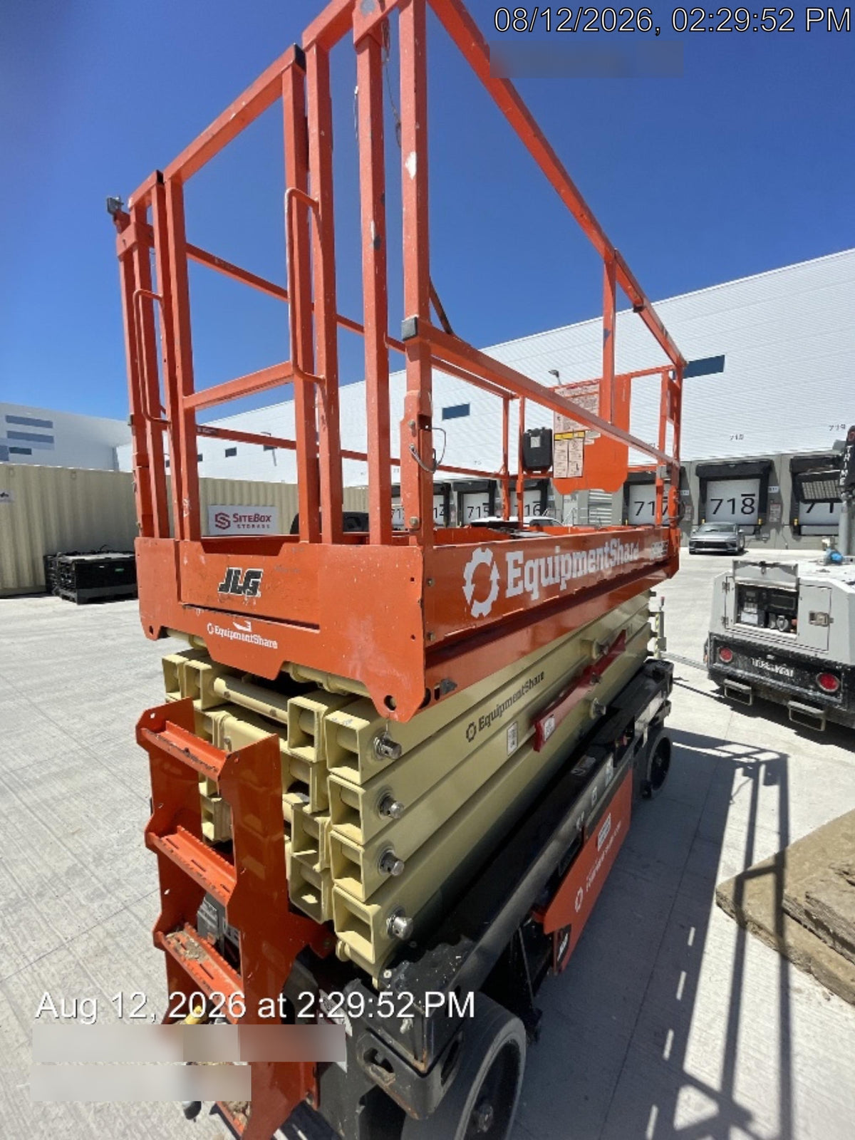 2023 JLG R4045