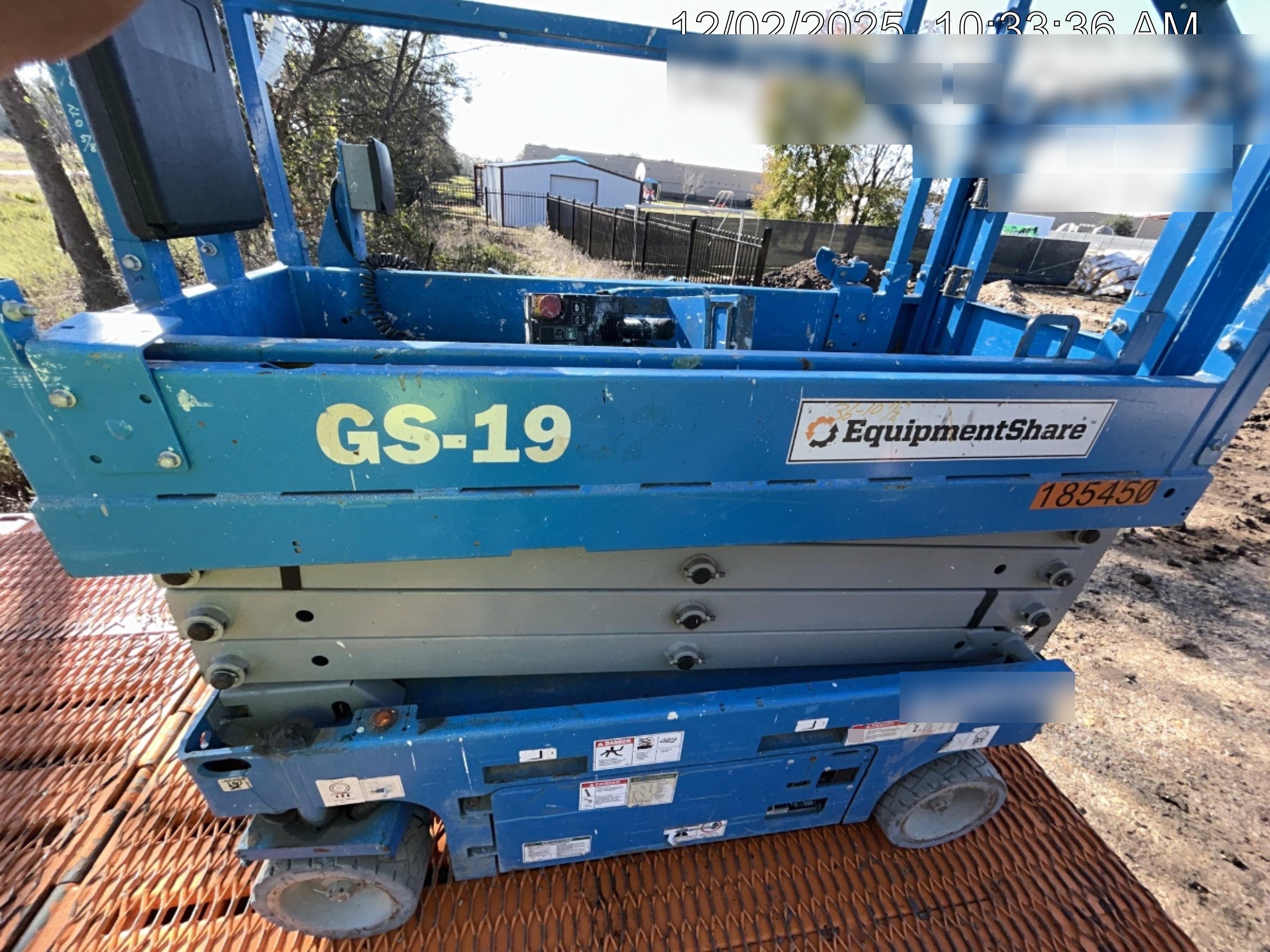 2021 GENIE GS-1932