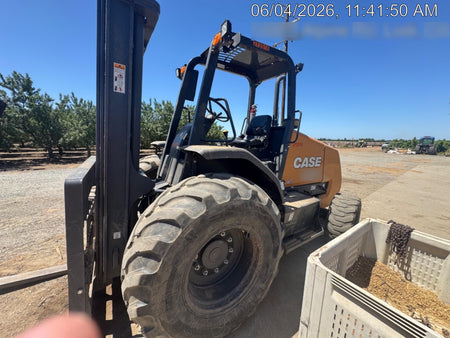 2023 CASE 588H