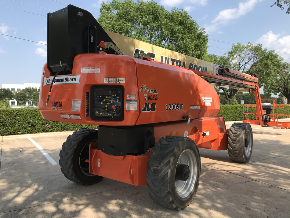 2021 JLG 1200SJP