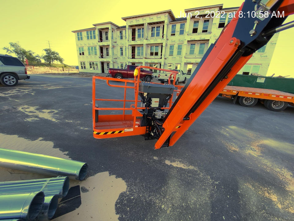 2022 JLG 660SJ Quad Track