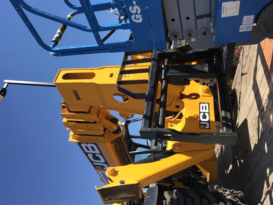 2020 JCB 510-56 Canopy, Solid Tires, Work Lights, Beacon, Aux Hydraulics, Back up Alarm, Lifting Eye, ES Decals