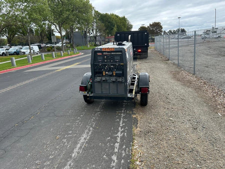 2021 Lincoln Electric Dual Maverick 200/200X Ready Pak 3 (includes trailer, cable rack, fender light kit)