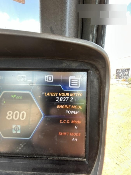 2018 Hyundai HL940 HL 940 Wheel loader, Werk Brau JRB quick coupler, 2.5 yd bucket, and Forks