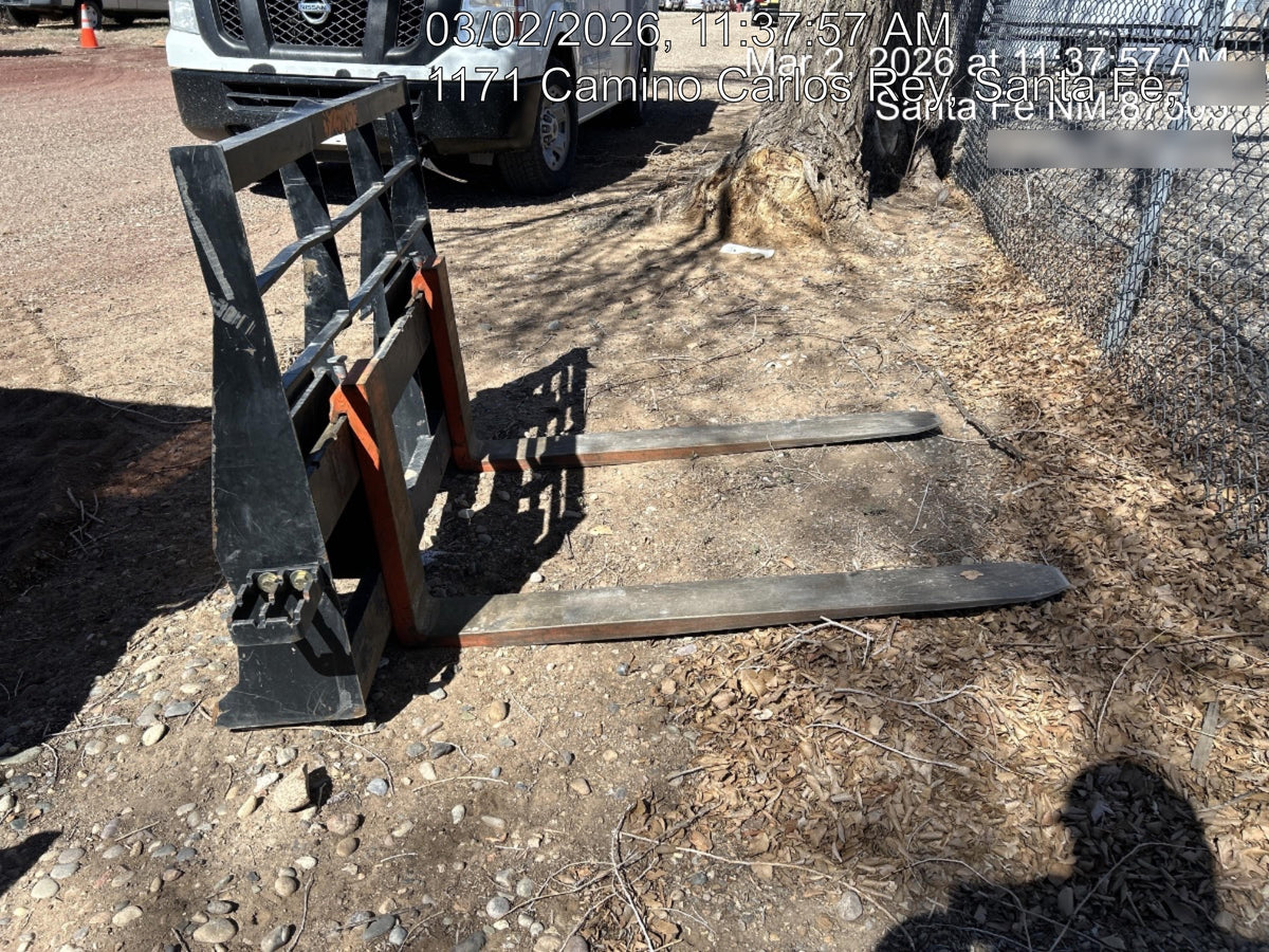 2023 ARROW MATERIAL HANDLING 72" Pallet Forks - Arrow