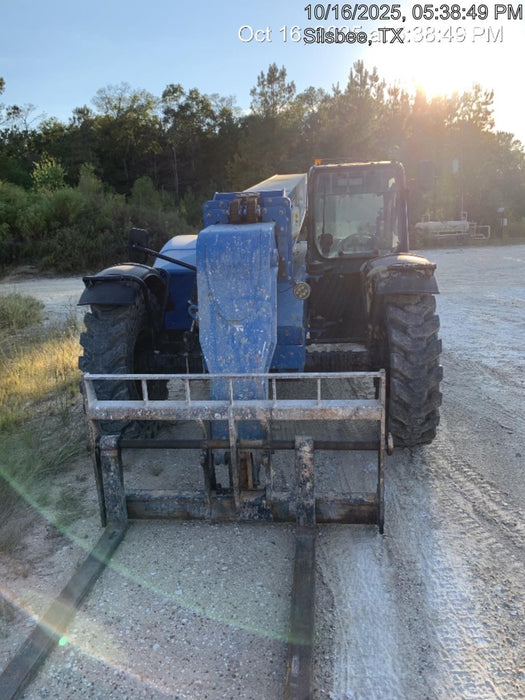 2020 Genie GTH-844 Cab/Heat/Air, Solid Tires, Work Lights, Beacon, Aux Hydraulics, Back up Alarm, Lifting Eye