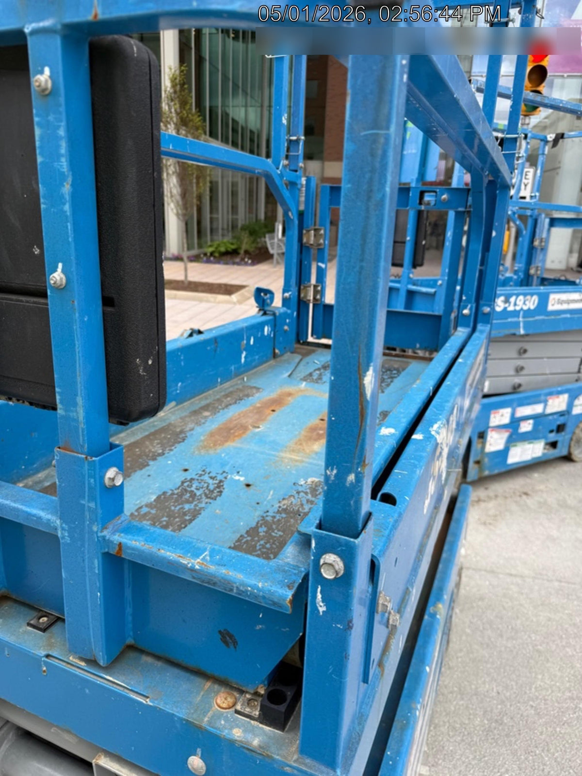 2020 Genie GS-1930 Solid Non Marking Tires, Beacon, Folding rails with half height swing gate