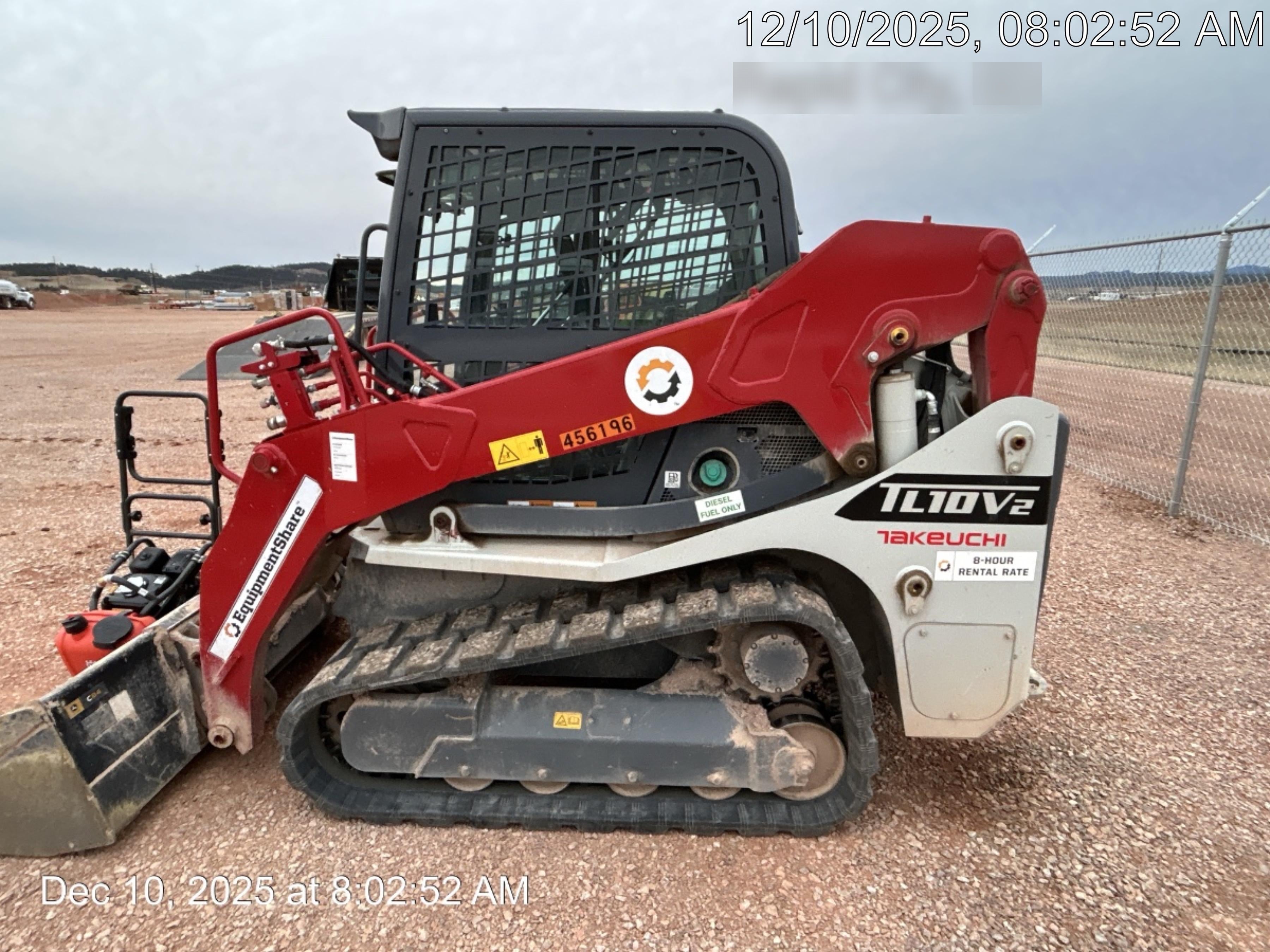 2024 TAKEUCHI TL10V2-CR